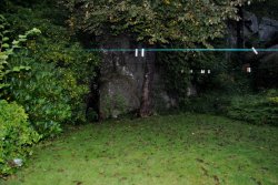 Hinter dem Haus, Wasserfall