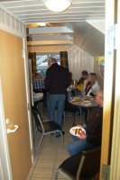 Provisorisch wurde ein Zimmer zum &quot;Speisesaal&quot;