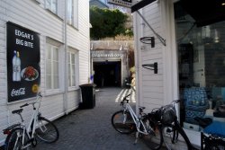 Zugang zum Parkhaus Uranienborg