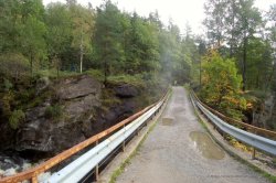 Die Brücke über dem Kvåsvossen